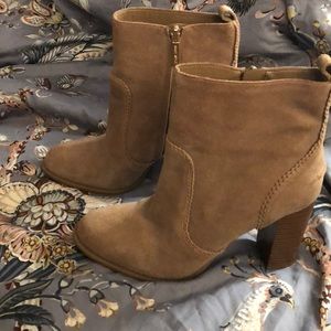Ankle boots